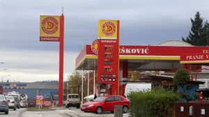 Benzinske pumpa "Ne&scaron;ković"/Nezavisne//