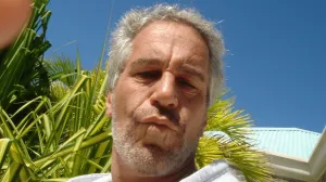 Jedna od fotografija iz objavljenih dokumenata Jeffreya Epsteina//