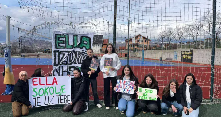 Djeca osmog razreda O&Scaron; Sokolje Podr&scaron;ka djevojčici povrijeđenoj u tramvajskoj nesreći/