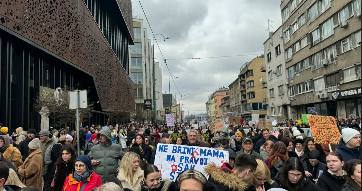 Protest, Sarajevo, demonstranti, tramvajska nesreća/Ema Džananović