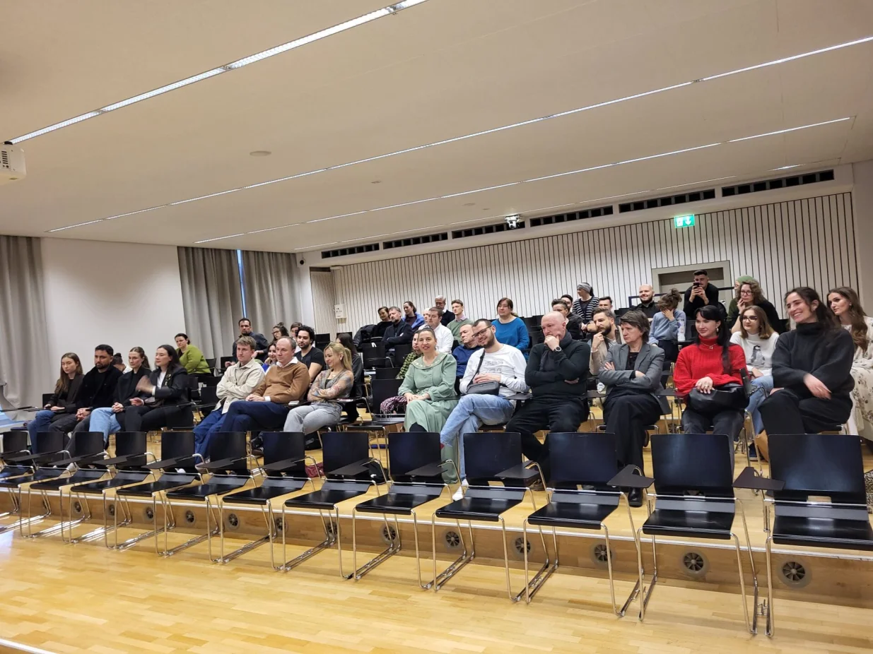 Javna tribina o postdejtonskoj Bosni i Hercegovini održana je&nbsp;u Z&uuml;richu/Mensud Aliću&scaron;ić