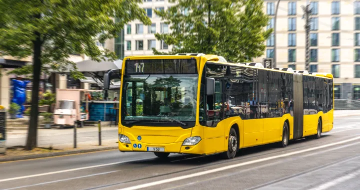 Električni autobus, vožnja/Ilustracija