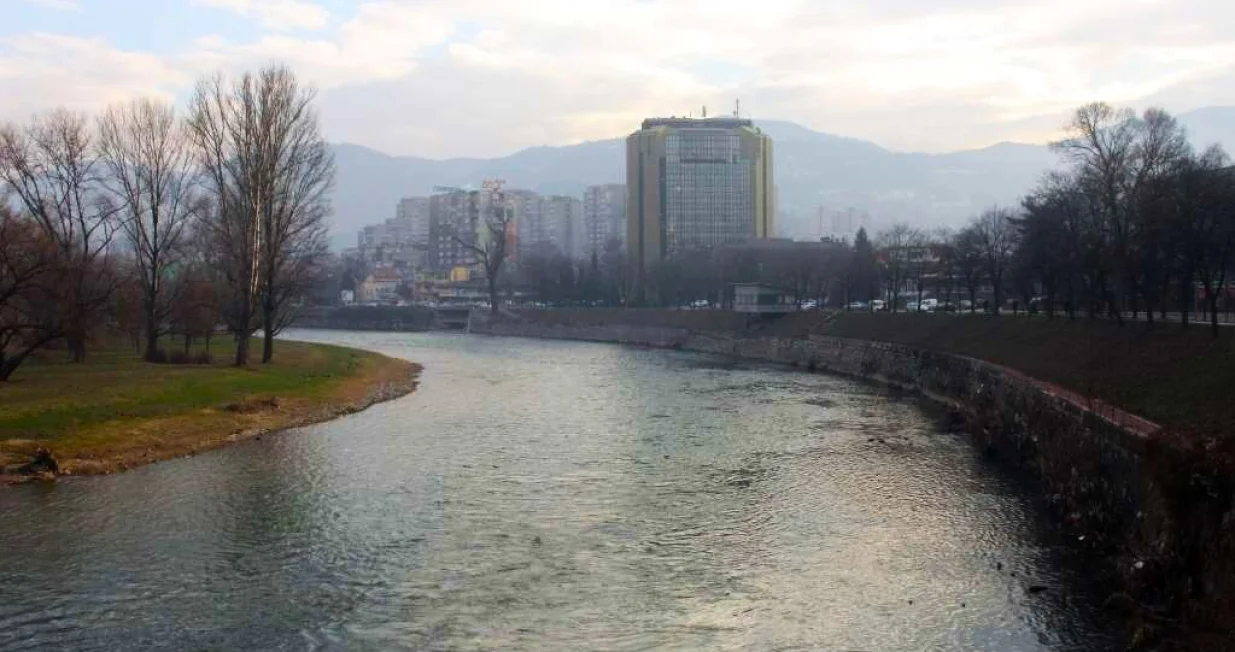 Zenica, rijeka Bosna, Kamberovića polje//