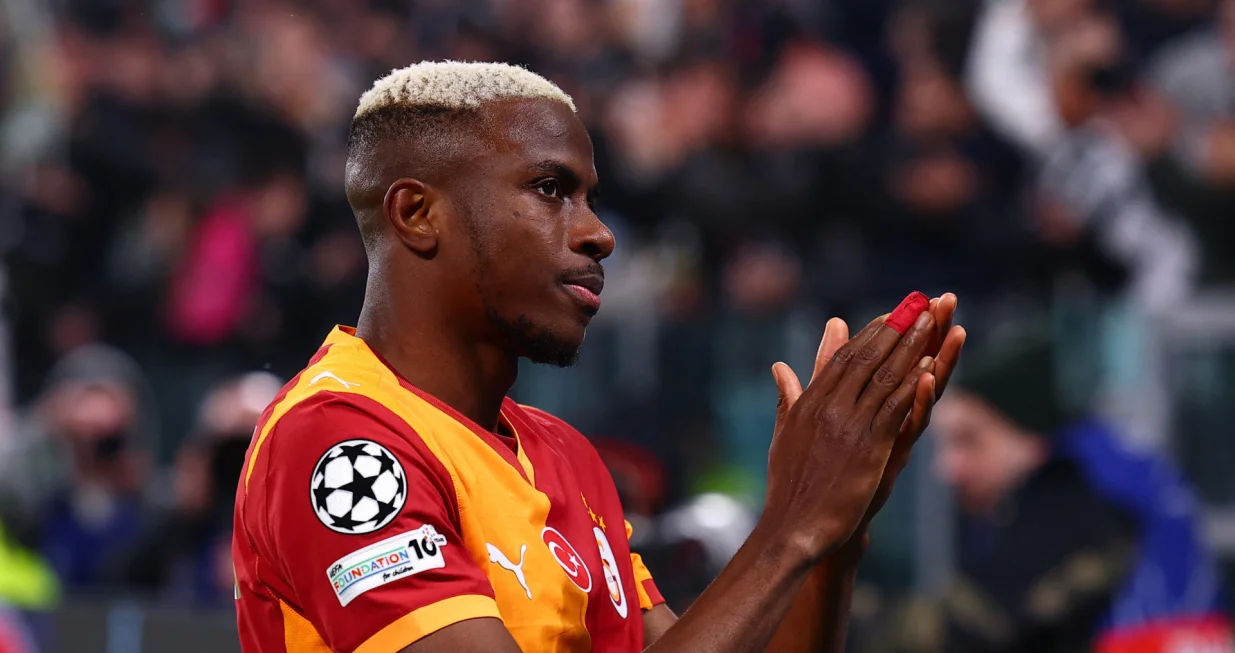 Soccer Football - UEFA Champions League - Play Off - Second Leg - Juventus v Galatasaray - Allianz Stadium, Turin, Italy - February 25, 2026 Galatasaray's Victor Osimhen celebrates after the match REUTERS/Guglielmo Mangiapane/Foto: Guglielmo Mangiapane