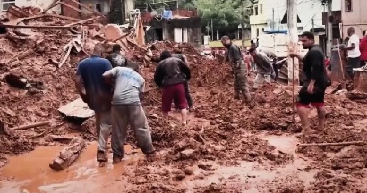 Katastrofalne poplave/Printscreen/X.com//