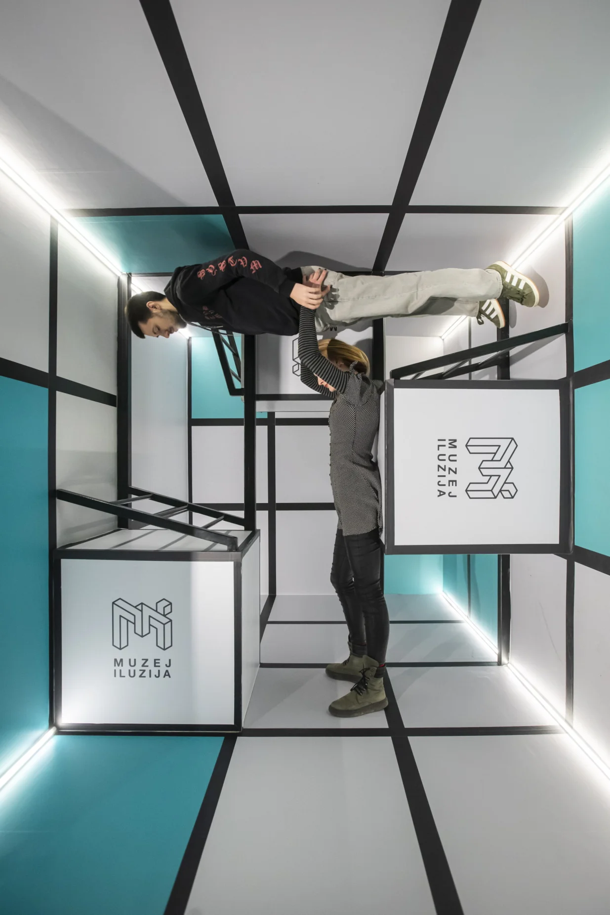 Muzej iluzija i neki od izlozenih eksponata./Darko Tomas