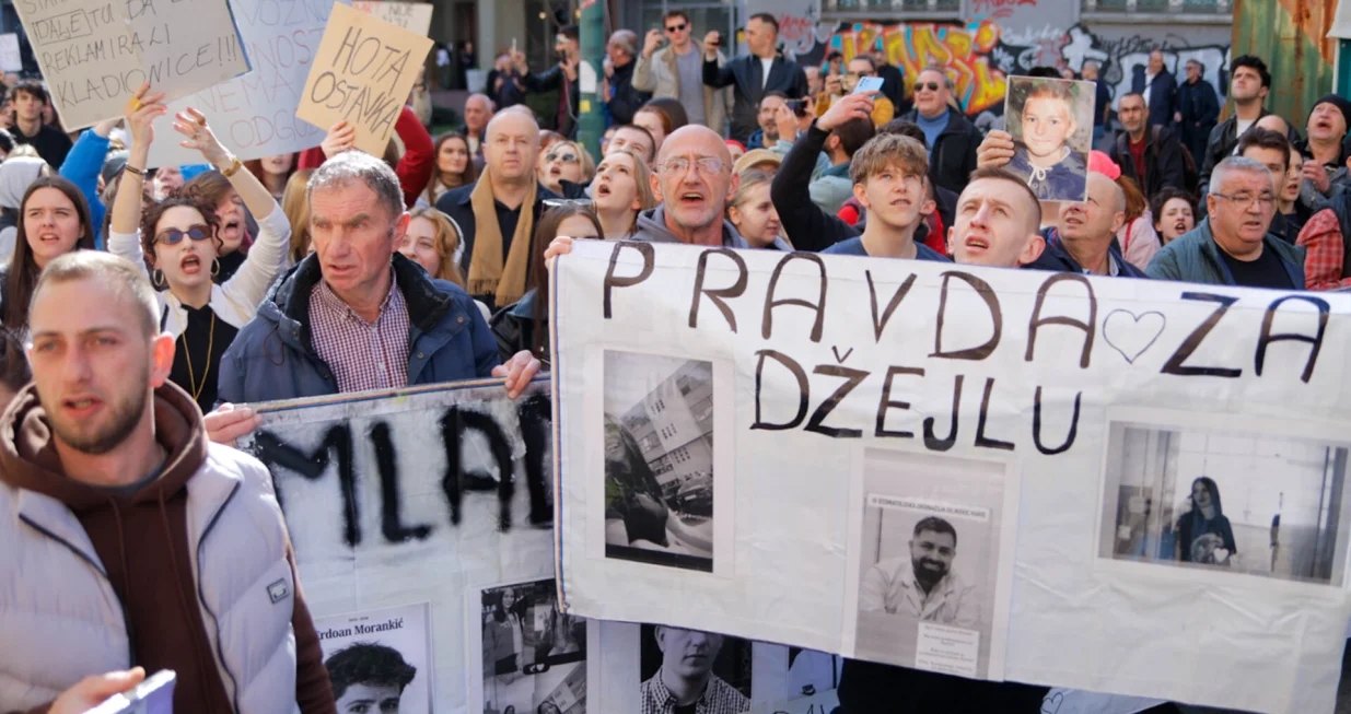 Protesti pred tuzilastvom tramvaj Smrti/Damir Deljo