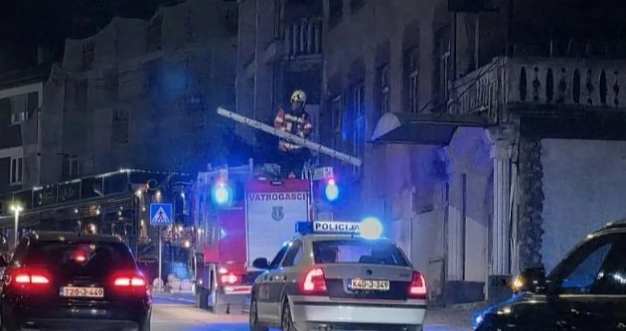 Požar na objektu/Radio Velika Kladu&scaron;a