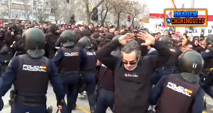 Navijači Benfice sukob sa policijom/Foto: 