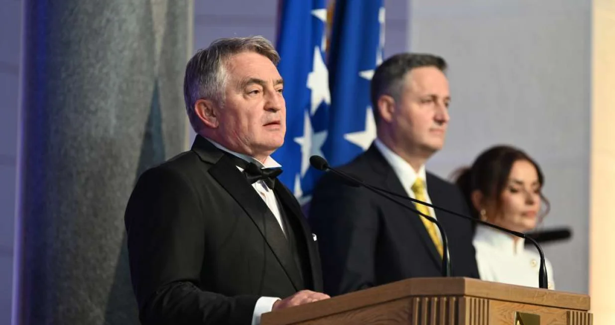 Željko Kom&scaron;ić/Fena//