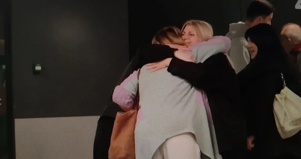 Državljani Srbije sletjeli u Beograd/Rts