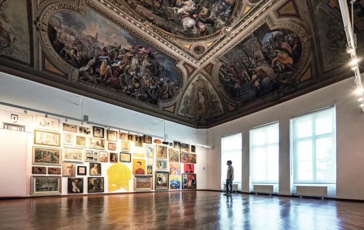 Slovenija nudi živahne kulturne događaje, od velikih međunarodnih festivala do manjih pozornica na kojima se umjetnici i publika susreću u neposrednom kontaktu/Sa&scaron;a Hess