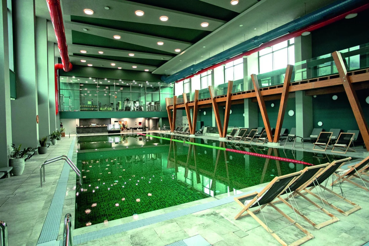 Unutra&scaron;nji bazen/Promo