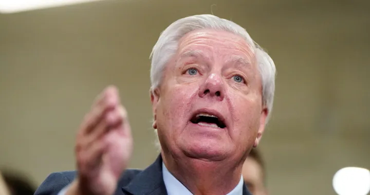 U.S. Senator Lindsey Graham (R-SC) speaks to reporters, on the day of classified briefings for the full U.S. Senate and House of Representatives on the situation in Iran, on Capitol Hill in Washington, D.C., U.S., March 3, 2026. REUTERS/Elizabeth Frantz/Elizabeth Frantz