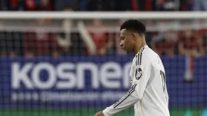 Soccer Football - LaLiga - Osasuna v Real Madrid - El Sadar Stadium, Pamplona, Spain - February 21, 2026 Real Madrid's Kylian Mbappe looks dejected after the match REUTERS/Vincent West/Foto: Vincent West