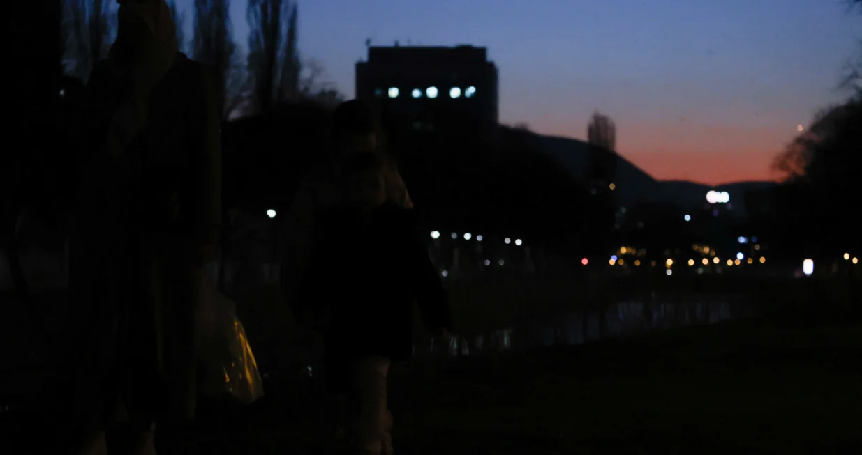 Sumrak u Sarajevu/Damir Deljo