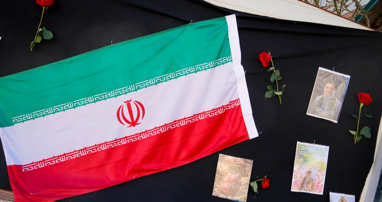 Postavljen komemorativni sto ispred iranske ambasade uoci ubistva ajatolaha Homeinija/Damir Deljo