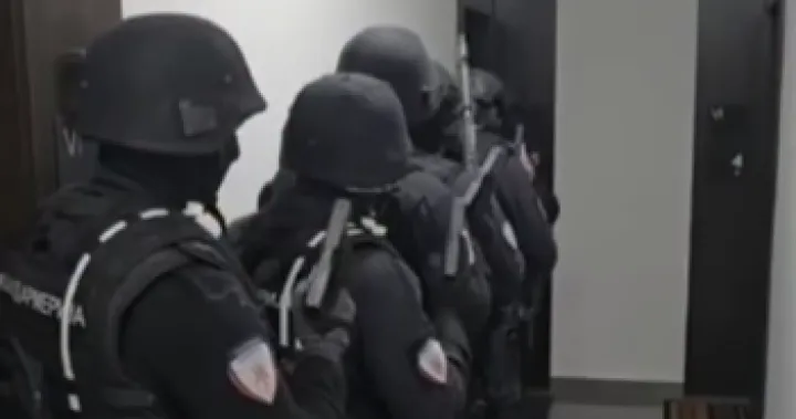 Interpol ga tražio, uhap&scaron;en u Banjoj Luci: Beograđanin koristio paso&scaron; BiH na ukradeni identitet/Screenshot