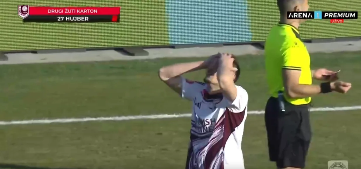 Crveni karton za Hujbera/Foto: 