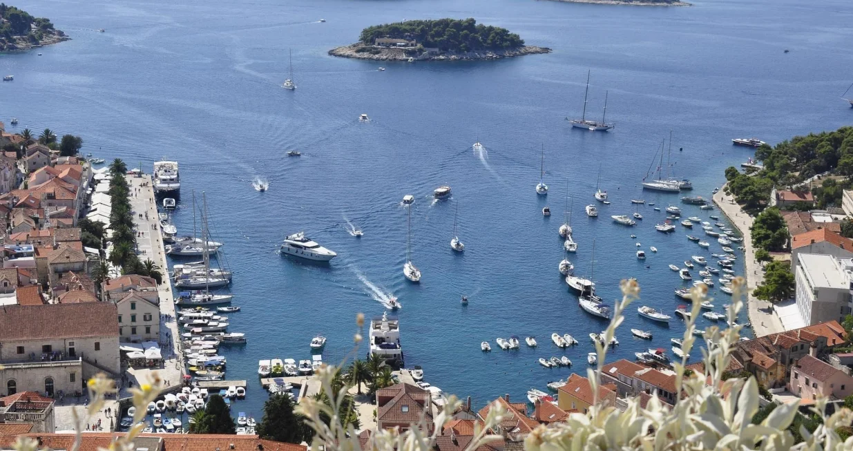 Grad Hvar/Pixabay