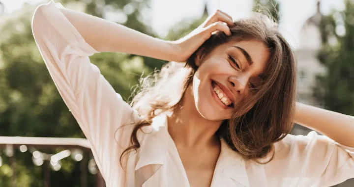 Univerzum &scaron;alje jasan znak//