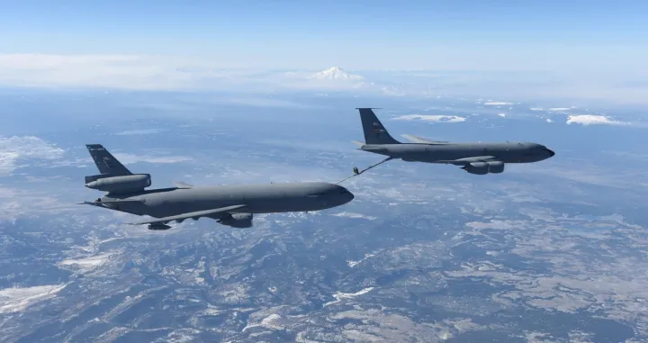 KC-135 Stratotanker/Screenshot