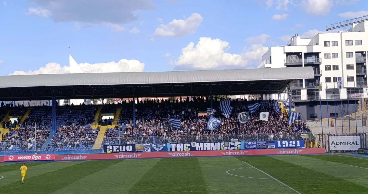 Manijaci na Grbavici/Foto: 