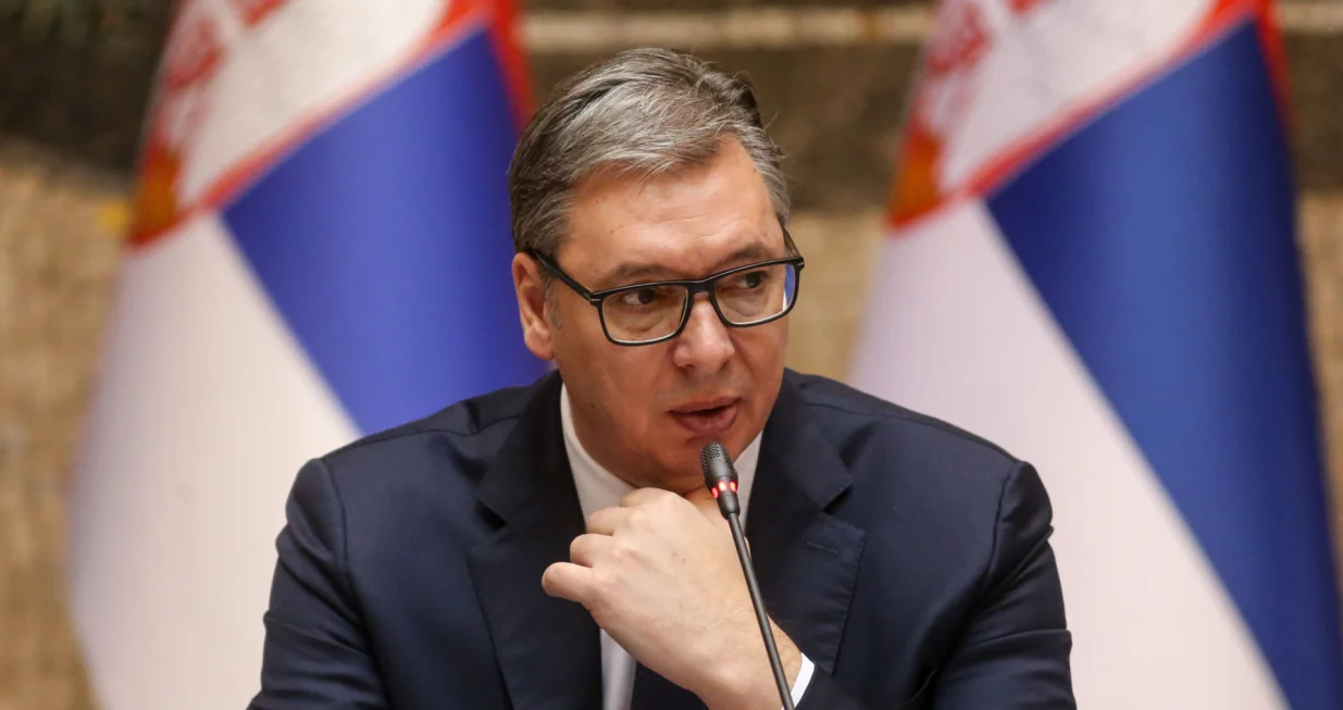 BEOGRAD, SRBIJA - 25.januar 2025: Predsjednik Srbije Aleksandar VuДЌiД&Dagger; kazao je da su graД'ani birali Vladu da bi radila u njihovom interesu, zamolivЕЎi premijera Дђuru Macuta da izaД'e pred SkupЕЎtinu sa inicijativom za smjenu ministara koji ne obavljaju svoj posao.KritikujuД&Dagger;i pojedine ministre na proЕЎirenoj sjednici Vlade Srbije zbog nerada, poruДЌio je premijeru: "Ili Д&Dagger;e da rade ili idite u SkupЕЎtini za smenu ministara ili Д&Dagger;u to da radim ja", garantujuД&Dagger;i da Д&Dagger;e osigurati veД&Dagger;inu za njihovu smjenu. (Filip Stevanovic - Anadolu Agency)/