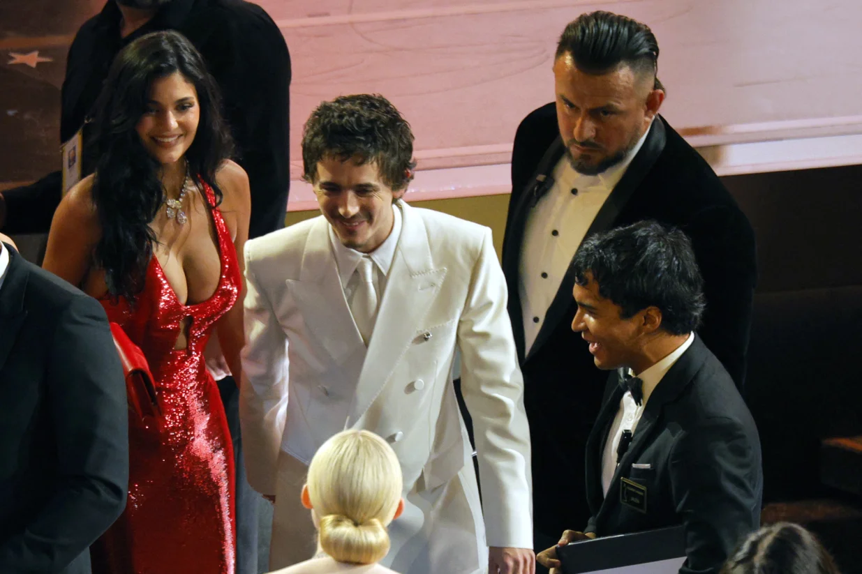 Timothee Chalamet and Kylie Jenner arrive for the Oscars show at the 98th Academy Awards in Hollywood, Los Angeles, California, U.S., March 15, 2026. REUTERS/Mike Blake/Mike Blake