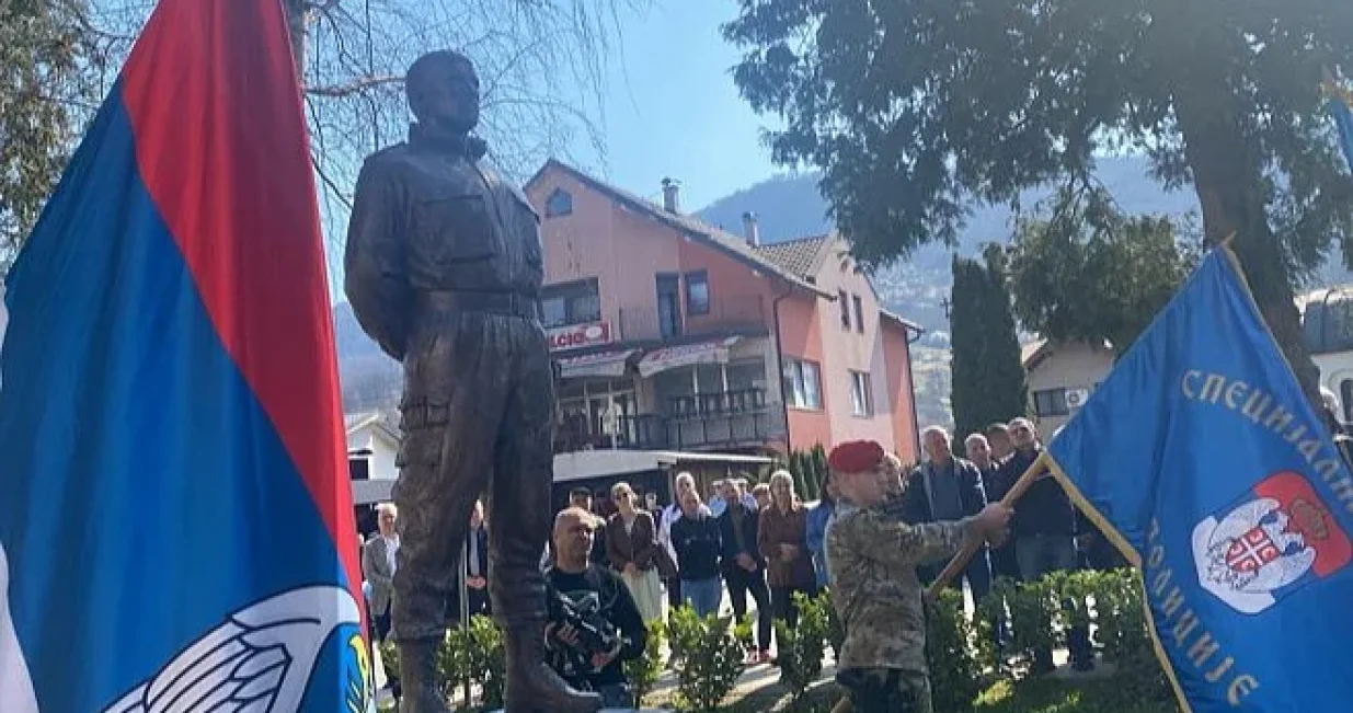 Spomenik zločincu Pelemi&scaron;u/