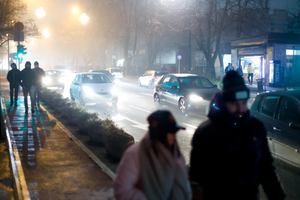 Smog po gradu i otkazivanje utakmice na Grbavici/Damir Deljo