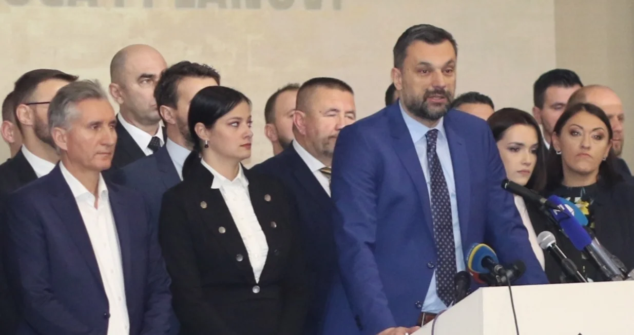 Novogodi&scaron;nja pres-konferencija u organizaciji "Narod i Pravda" - hotel Holiday/Didier Torche