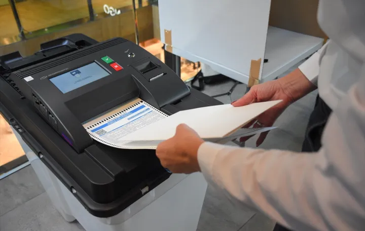 Simulacija glasanja, skeneri, optički skeneri, CIK BiH, izbori, moderne tehnologije/Anadolija/