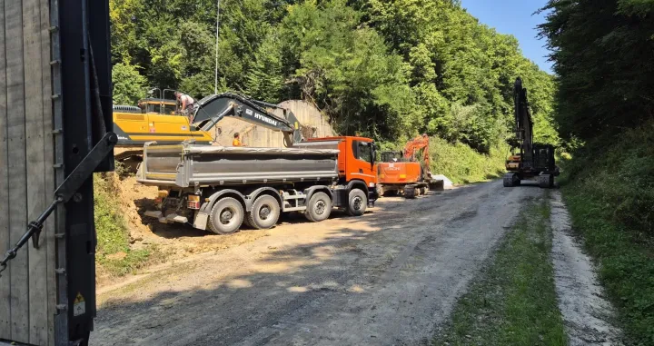 Uklonjeni su objekti u Čerkezovcu/