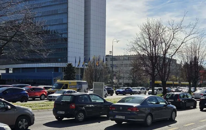 saobraćaj u Sarajevu/Lejla Sofradžija