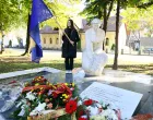 spomenik Majka, poginulim borcima NOR-a 1941 - 1945/Muhamed Tunović