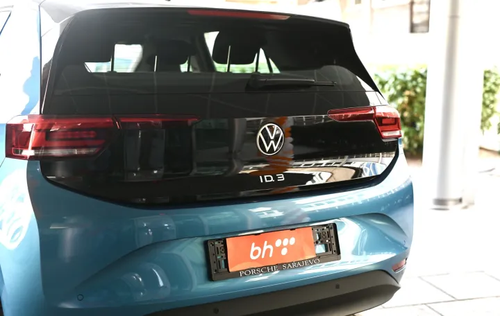 Svečano uručenje električnog automobila/BhTelecom/Bhtelecom 