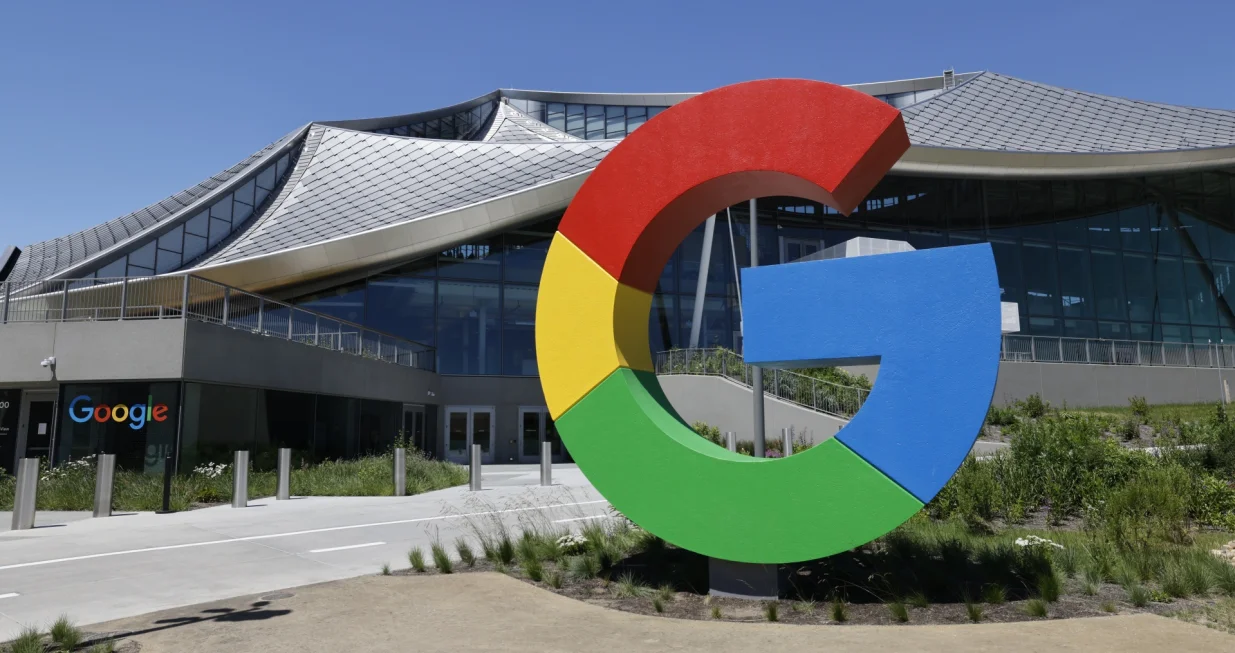 epa09952096 Google logo in front of Google's Bay View Building BV100 during a media tour in Mountain View, California, USA, 16 May 2022. Google announced on 16 May the opening of its new Bay View campus in Silicon Valley, representing the company's first time developing its own major campus and the largest to pursue multiple green building certifications. The Bay View campus was designed by architects Bjarke Ingels Group (BIG) and Heatherwick Studio, as well as Google's design and engineering teams and spans 42 acres adjacent to the open space, two office buildings, and 1,00-person event center, and 240 short-term employee accommodations units. The campus incorporates biophilic design principles, including greenery, natural daylight and views outside from every desk to improve the health and wellbeing of those inside the building. The new building is to operate every hour of every day on carbon-free energy by 2030, the first-of-its-kind dragonscale solar skin, as well as nerby wind farms, will power Bay View on carbon-free energy 90 percent of the time. Bay View is 100 percent electric where even the kitchens are electric to decrease carbon emissions. To help deliver on its commitment to replenish 120 percent of the water it comsumes by 2023, the site is net water-positive with all non-potable water demands being met using the recycled water it generates on site. A series of above-ground ponds gather rainwater, combine with building wastewater treatment systems, together serve as a water source for cooling towers, flushing toilets, and landscape irrigation. EPA/JOHN G. MABANGLO/John G. Mabanglo