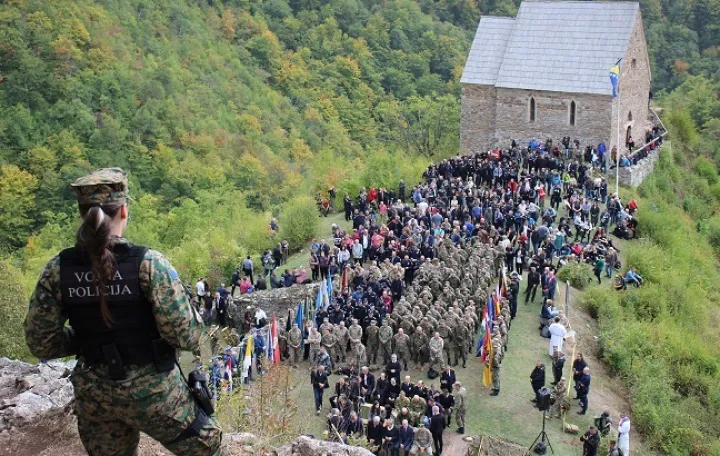 Bobovac hodoča&scaron;će/