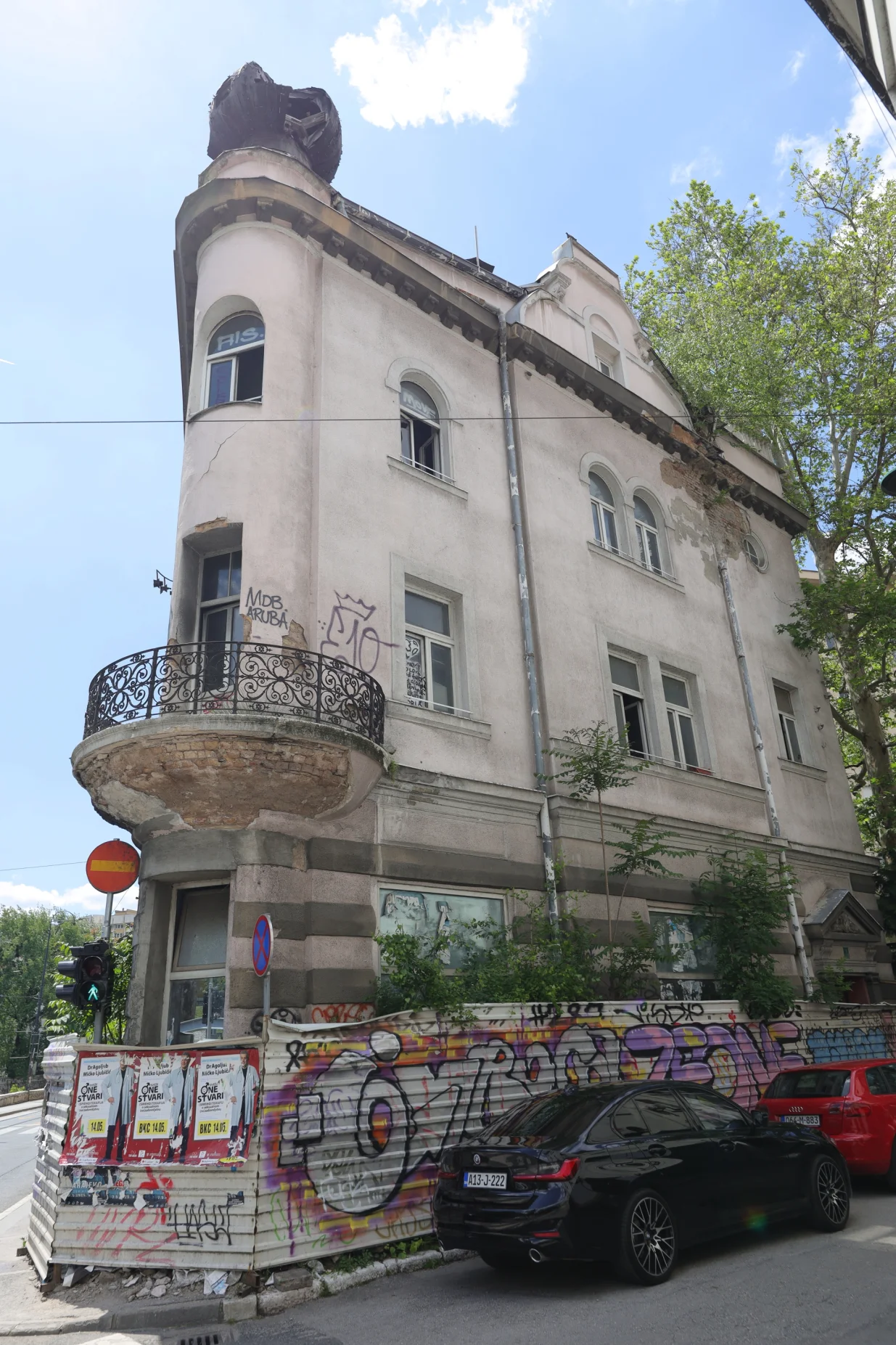 Caffe Estrada objekat/Senad Gubelić