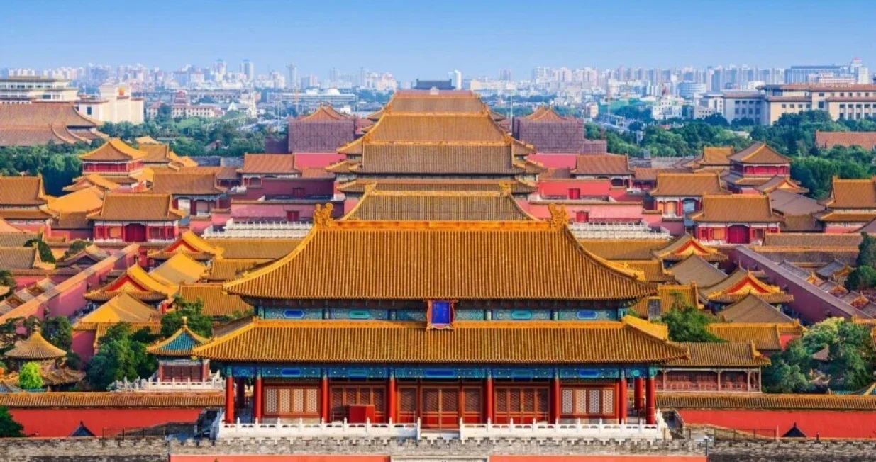 IZMEĐU PROSLOSTI I BUDUCNOSTI: Mnogi s pravom smatraju da se u Pekingu osjeti svaka promjena u kineskom dru&scaron;tvu/