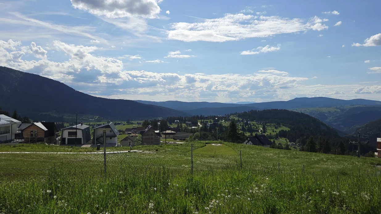 Vla&scaron;ić, babanovac, čist zrak/Lejla Sofradžija