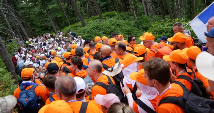 Vi&scaron;e od 6.000 učesnika krenulo je na put dugačak vi&scaron;e od 100 kilometara - pje&scaron;ački pohod Mar&scaron; mira, u okviru obilježavanja 30. godi&scaron;njice genocida nad Bo&scaron;njacima u Srebrenici i njenoj okolini/Damir Deljo