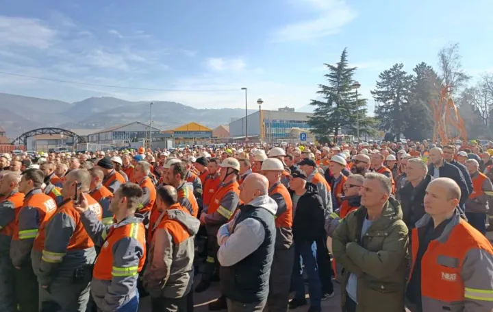 Radnici Nove Željezare Zenica, Nova Željezara Zenica/Fena