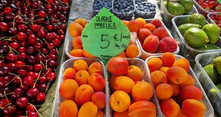 Cijena kajsija u Ljubljani, pijaca/Sanel Konjhodžić