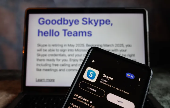 In this photo illustration, An announcement of farewell on Skype website is seen on a computer with an apps icon seen on a smartphone. Skype is closing down after 23 years on making calls over the internet. Microsoft, which acquired the messaging and calling app 14 years ago, said it will be retiring it from active duty on May 5 to double down on Teams. (Photo by May James/SOPA Images/Sipa USA) *** Strictly for editorial news purposes only *** Photo: SOPA Images/SIPA USA/Sopa Images/sipa Usa