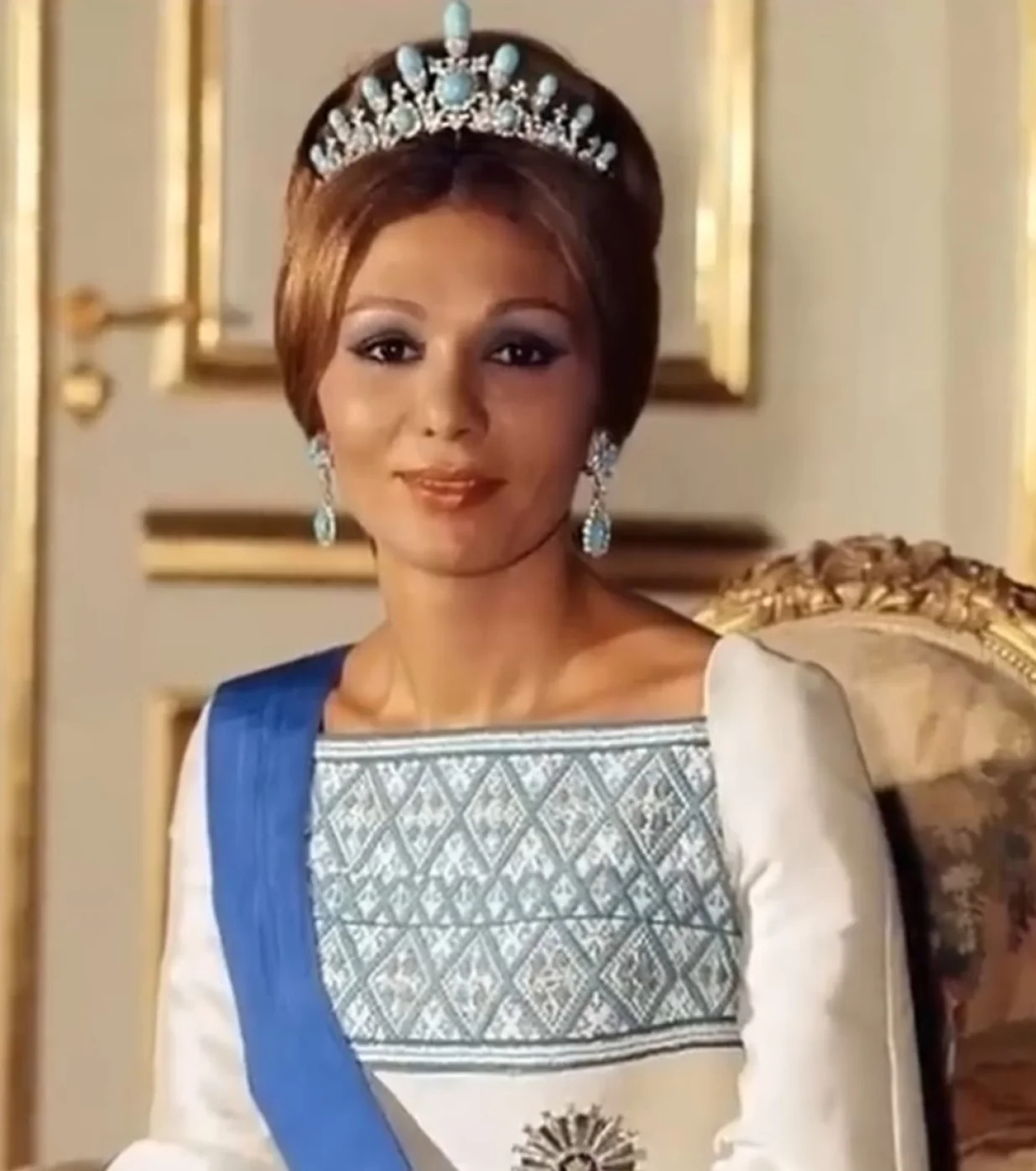 Farah Diba Pahlavi/