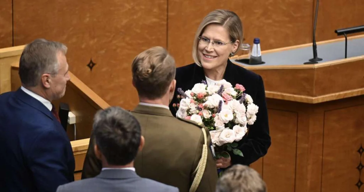 TALIN, 2. septembra (FENA) - Estonski parlament je u srijedu izabrao ustavnu pravnicu Ulle Madise za novu predsjednicu ove baltičke zemlje, čime je postala druga žena na toj uglavnom ceremonijalnoj funkciji./Fena