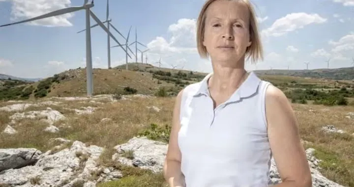Anđa Ćosić, premalo nas je ostalo/