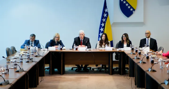 Kafa sa Čovićem: preuzimanje predsjedavajućeg/Damir Deljo